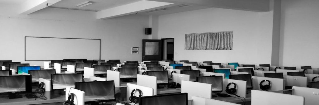 Are UK Call Centres / Contact Centres a good place to work 2023?